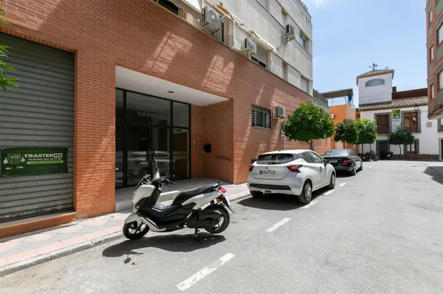 Piso en Armilla Centro con patio de 46 m2, 2 dormitorios y metro — 20