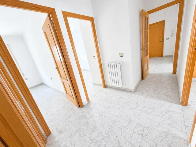 Luminosa vivienda en uno de los edificios más emblemáticos de la gran vía de Caravaca de la Cruz — 24