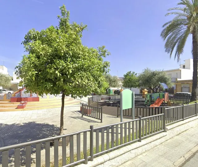 VIVIENDA EN SANLUCAR LA MAYOR