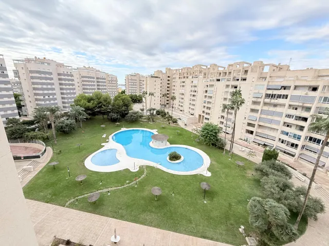 Apartamento en Alquiler en Rincón de la Zofra, El Campello   SE ALQUILA HASTA JUNIO 30 DEL 2027 — 34