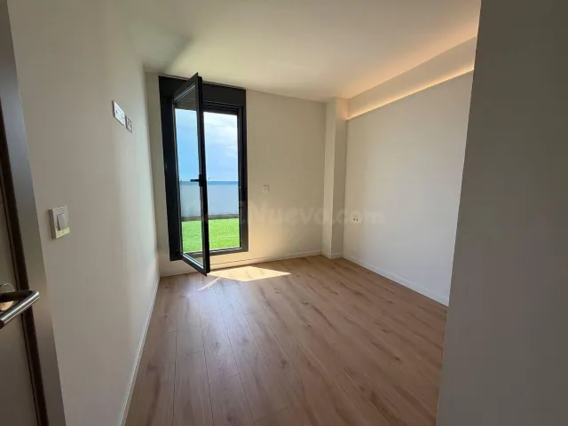 Atico con 2 habitaciones y terraza grande en Avenida de Fran - foto 4