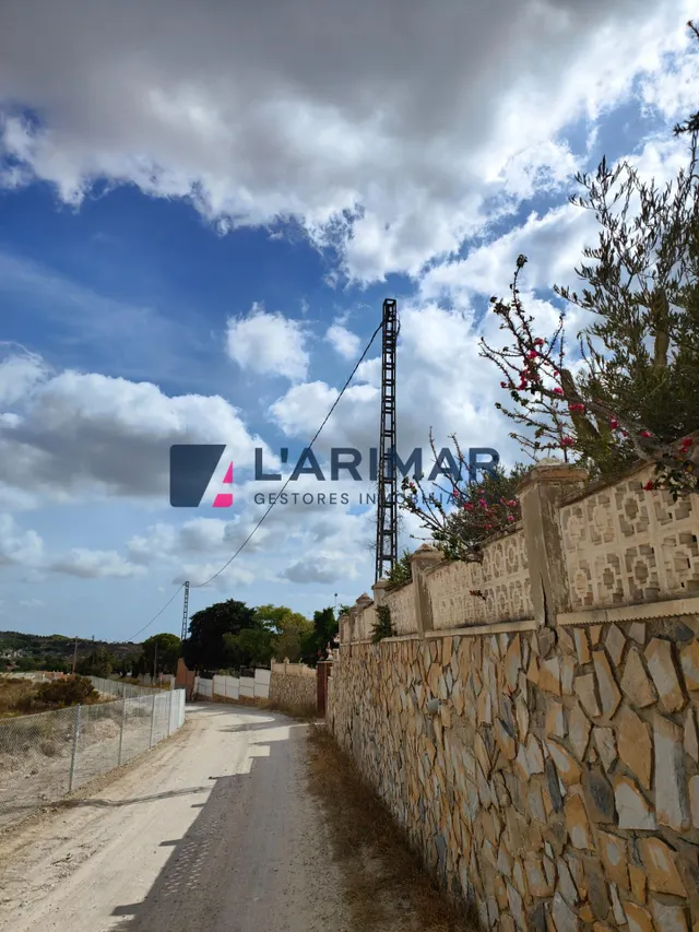 ¡EXCELENTE OPORTUNIDAD!   Terreno en El Moralet (Alicante) — 26