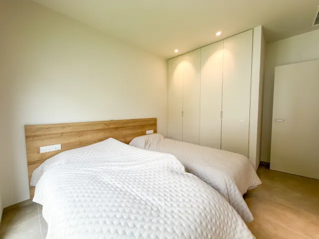 Villa 3 habitaciones 298m² en venta - Las Colinas Golf — 50