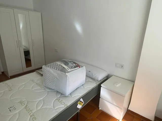 Piso ESTUDIANTES-FUNCIONARIOS ALQUILER habitaciones en Castellón, zona Av.Casalduch, 4 hab. 2 baños, ascensor. — 22
