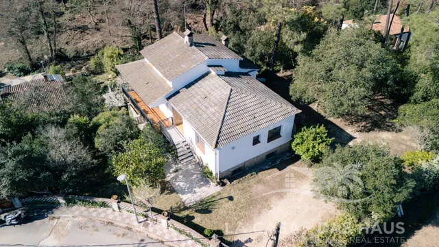 Casa independiente en Lloret de Mar (Lloret Blau) con 2 vivi - foto 2
