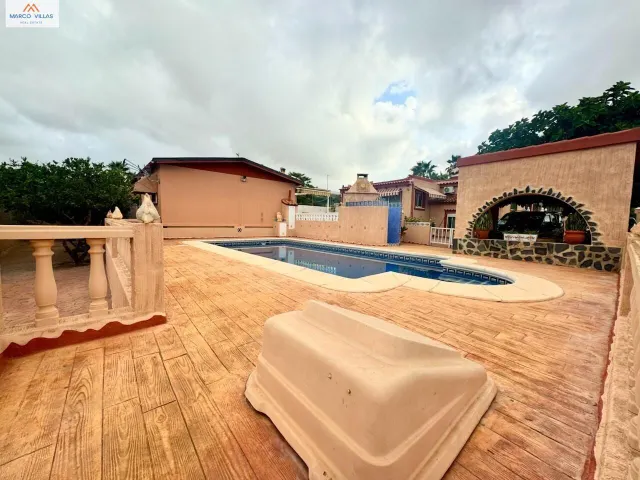 Villa con piscina-1285LM — 16