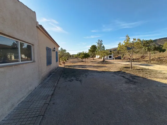 Casa de campo 5 habitaciones 200m² en venta - Ayuntamiento — 6