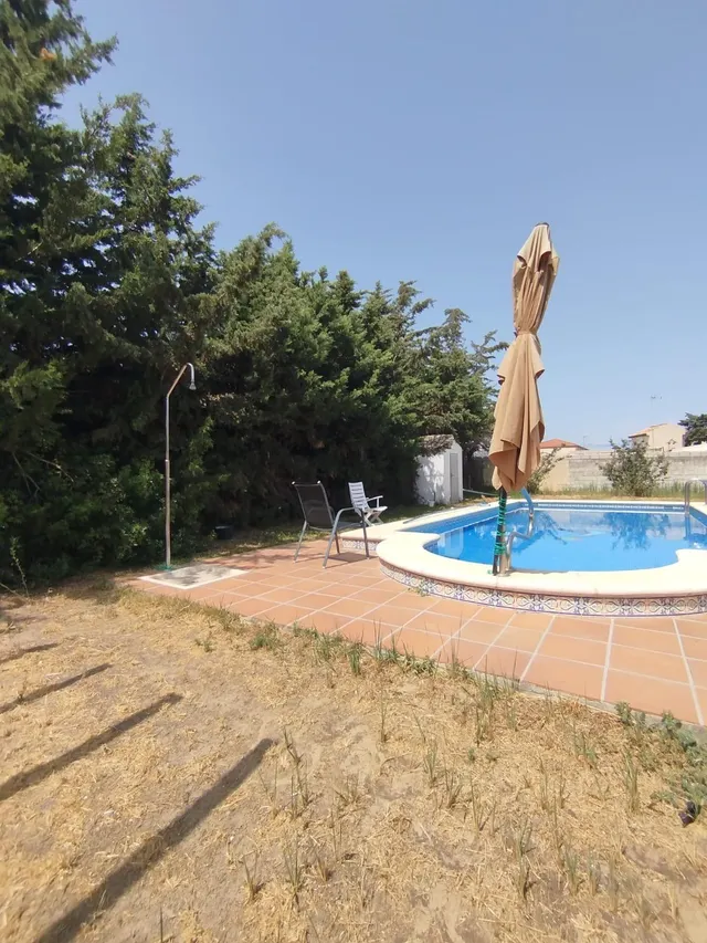 Amplio Chalet en Chiclana de la Frontera con Piscina y Gran Parcela — 17