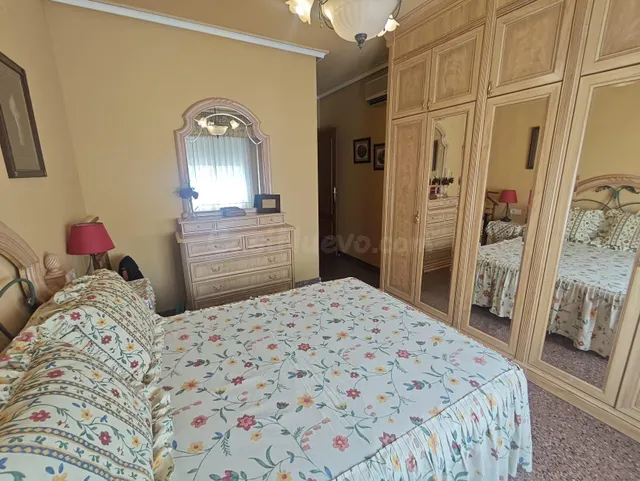 Piso en Petrer zona chimeneas de vpo — 9