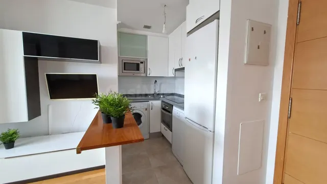 Apartamento en Camaretas: tu primera vivienda o una inversió - foto 5
