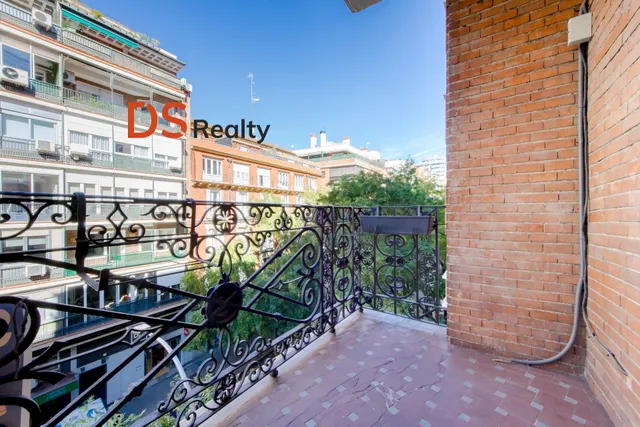 Exclusivo piso 3+2 junto a pintor rosales con terraza y trastero — 37