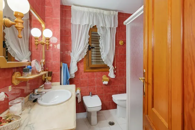 Venta de Edificio en Baza — 8
