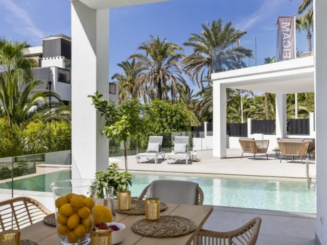 Chalet 5 habitaciones 670m² en venta - Marbella — 16