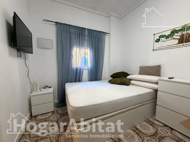¡UBICACIÓN IDEAL! BAJO ACOGEDOR Y LUMINOSO CON TERRAZA Y TRASTERO — 14