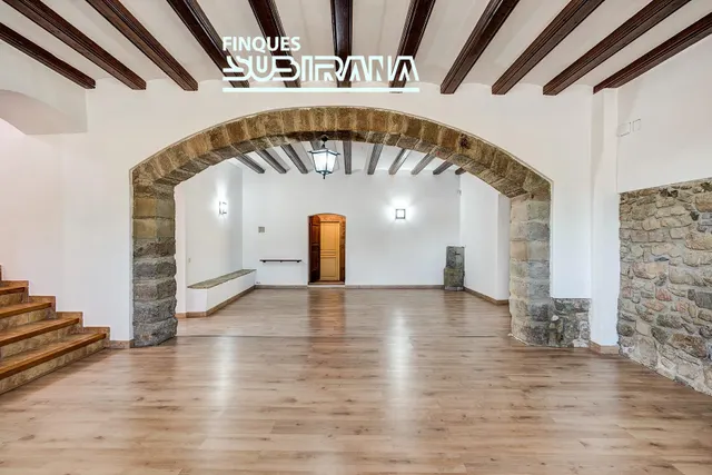 ESPECTACULAR MASIA EN VENDA A IGUALADA - SANT JAUME SESOLIVERES. — 13