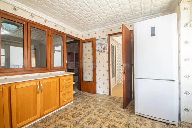¿Buscas una gran vivienda a escasos metros del centro? — 8