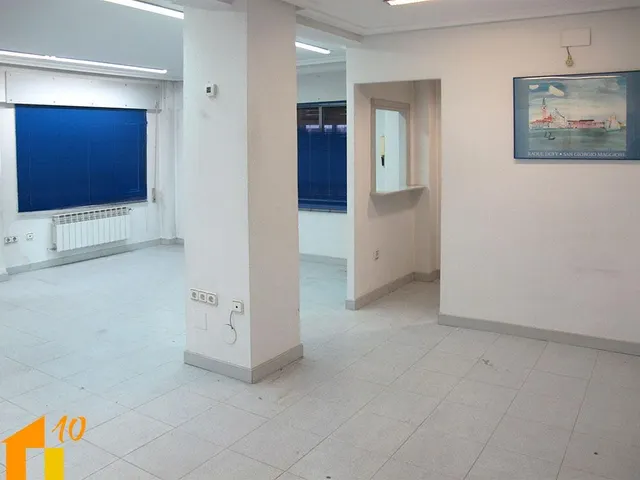 Vivienda en Avd. Arlanzón, zona Hacienda. — 7
