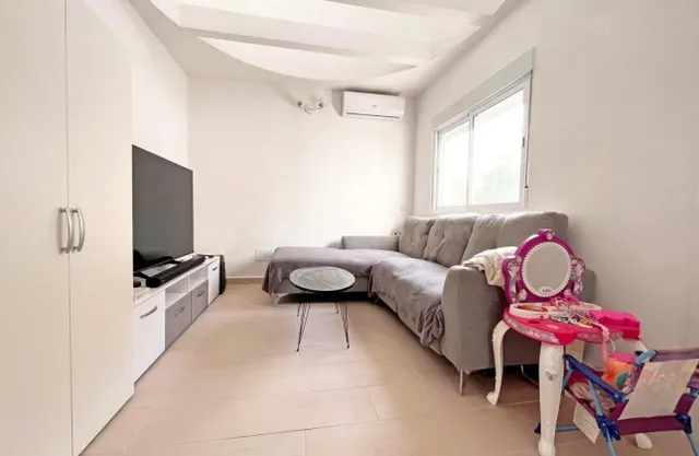 TOTALMENTE REFORMADO! CHALET SEMI-INDEPENDIENTE EN ORIHUELA COSTA — 5