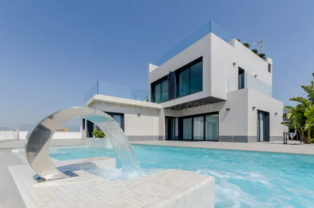 Villa 3 habitaciones 194m² en venta - Campoamor