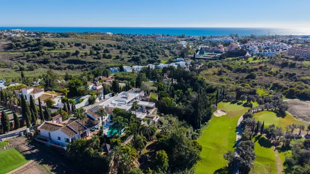 EXCEPCIONAL VILLA EN EL PARAÍSO — 34