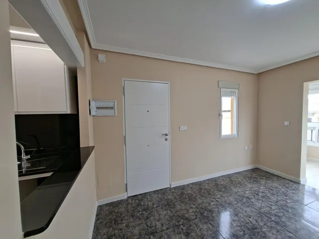 Exclusivo Apartamento en Planta Alta con Jardín Privado y Terraza: Tu Refugio en Punta Prima, Orihuela Costa — 13