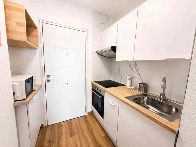 Estudio completamente reformado y a estrenar en el residencial Ocean View, en San Eugenio Alto. — 11