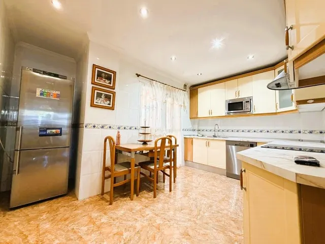 Chalet adosado en Los Prados — 8