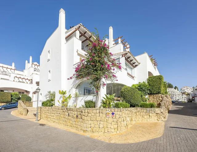 Planta baja 2 habitaciones 90m² en alquiler - Marbella — 35