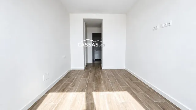 ALOVERA - Obra nueva. Ático con terraza de 10 m2, 3 habitaciones, 3 baños, 2 plazas de garaje, Trastero y piscina. — 35