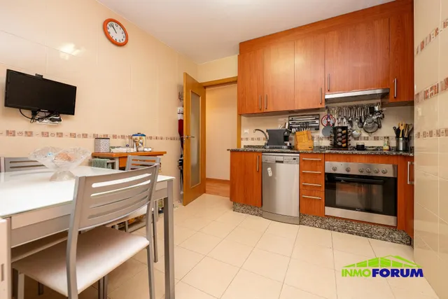 Luminoso piso de 3 dormitorios, 2 baños, garaje y trastero. — 17