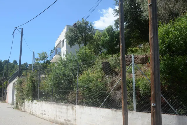 Parcela en Les Parretes. Carrer Xarel·lo, 63 — 5