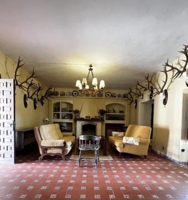 "Finca de Ensueño en Hornachuelos: Caza, Naturaleza y Confort" — 26