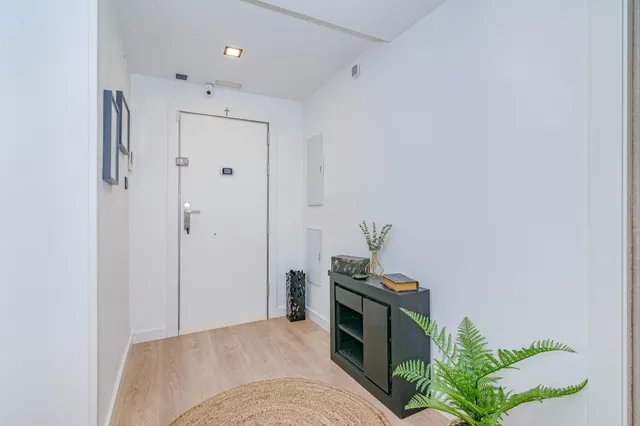 ¡Tu Nuevo Hogar te espera!  Semi-ático Reformado con Gran Terraza, junto Virgen de Las Angustias — 27
