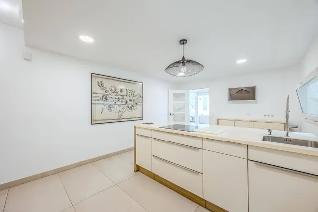 Exclusiva vivienda totalmente reformada en Triana - foto 3