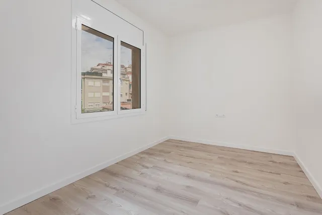 EXCLUSIVO PISO DE 153m2 CON 5 DORMITORIOS — 18