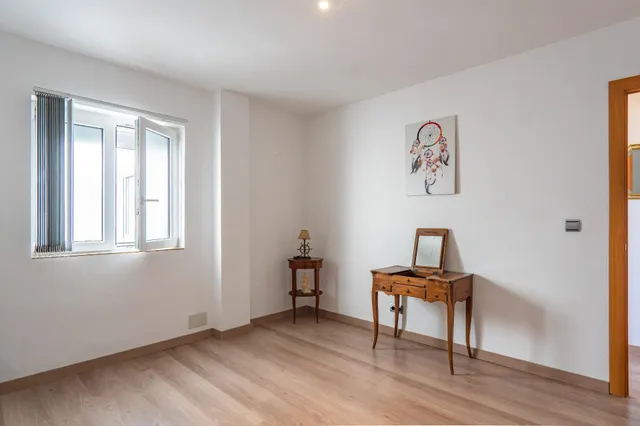 Piso en venta en Caleta de Vélez junto al mar — 33