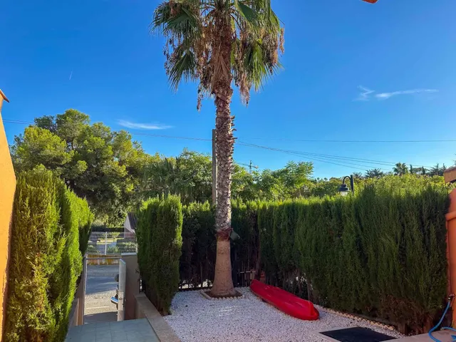 ALQUILER EN VENTA LANUZA · EL CAMPELLO — 13