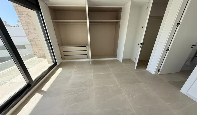 ALTO STANDING - GRAN LUJO - Villa Pareada con PISCINA PRIVADA, y ASCENSOR PRIVADO — 32