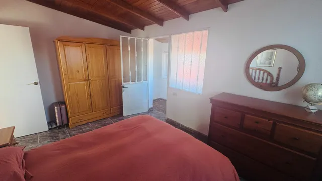 Encantadora Vivienda con Terraza y Vistas Espectaculares — 12