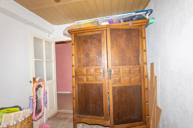 Casona montañesa y cuadra de piedra — 22