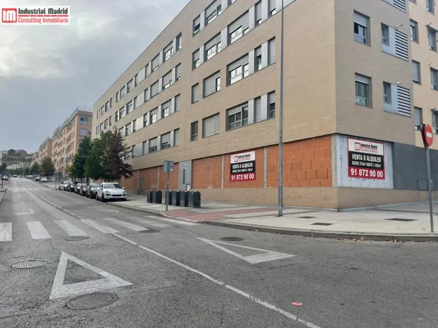 LOCAL COMERCIAL EN ARGANDA DEL REY — 7