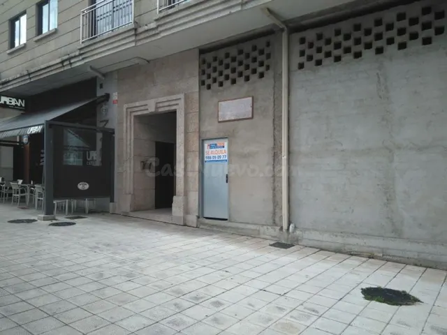 Local comercial 110m² en alquiler - A barca