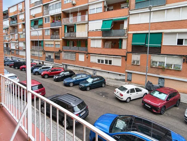 Excepcional piso reformado con terraza y orientación este — 16