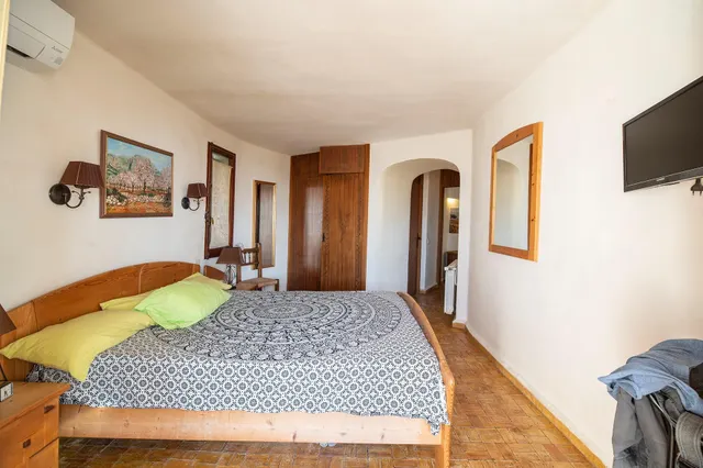Villa con el encanto de una casita de campo con vistas al mar en Jávea — 30