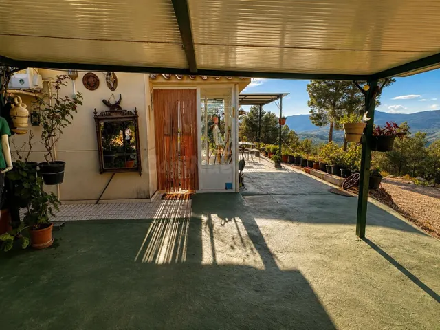 Finca rural de 373.242 m2 con vivienda, vistas a la montaña  - foto 2