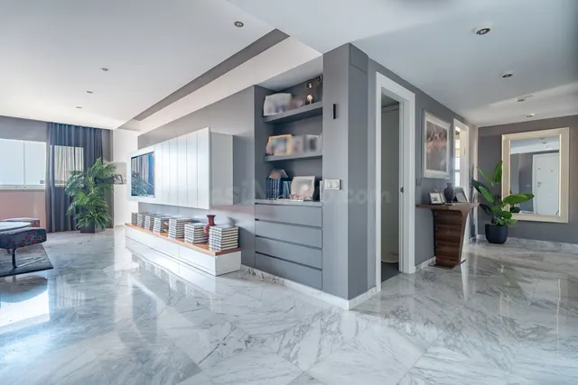 Ático 4 habitaciones 275m² en venta - Cruz de Humilladero- Paseo de los Tilos — 2