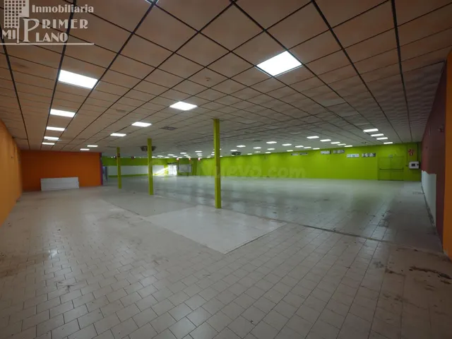 Amplio Local Comercial en Alquiler – Zona Calle Socuéllamos, - foto 5