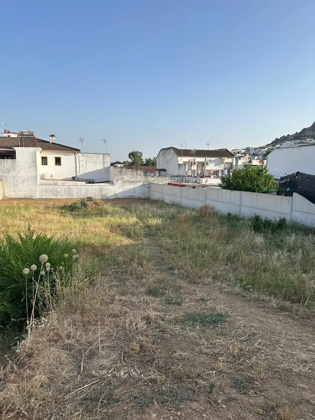 TERRENO URBANO EN ALMODOVAR DEL RIO IDEAL PARA PROMOCION DE 