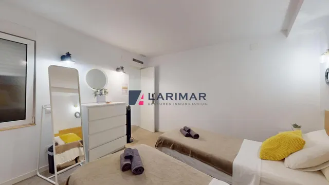 Hostal en pleno funcionamiento en el centro de Alicante | licencia turística | rentabilidad 10%-14% — 30