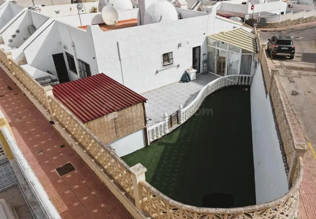 Bungalow de 2 habitaciones en venta en Blue Lagoon - foto 5